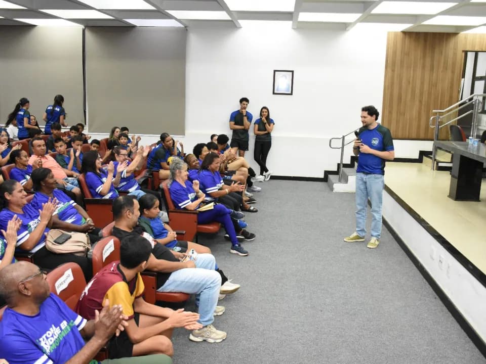 Prefeitura de Patrocínio apresenta uniformes de projetos esportivos e das categorias de base do CAP
