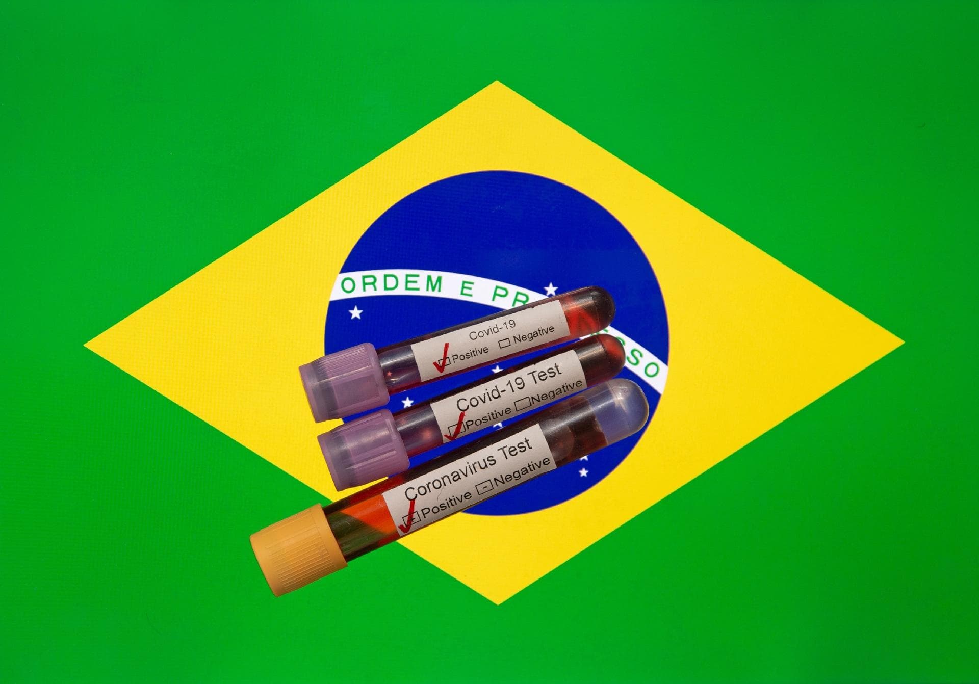 Confira o Boletim Brasil da covid-19 dessa quarta-feira 19/01