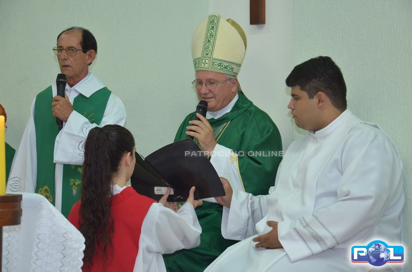 Sacerdote: o Bom Pastor como promessa de Deus a seu povo - Diocese de Uruaçu