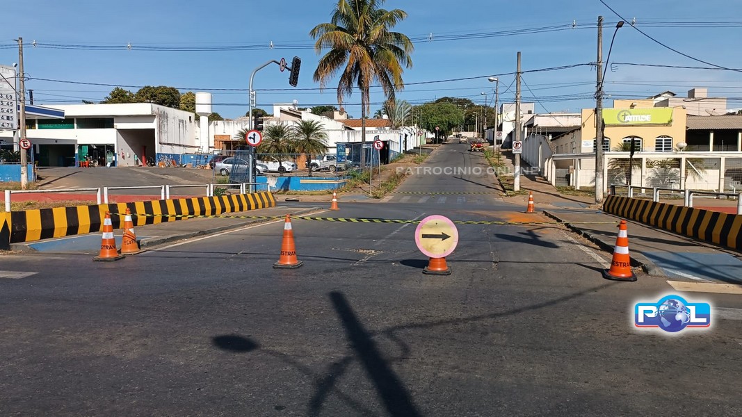 Prefeitura Municipal de Governador Valadares - Secretaria de