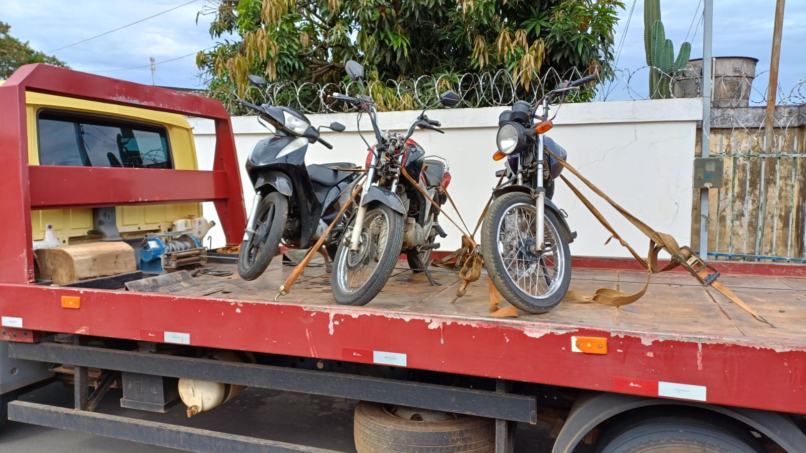 Ação da Polícia Militar coíbe o uso irregular de bicicletas motorizadas em Patos de Minas